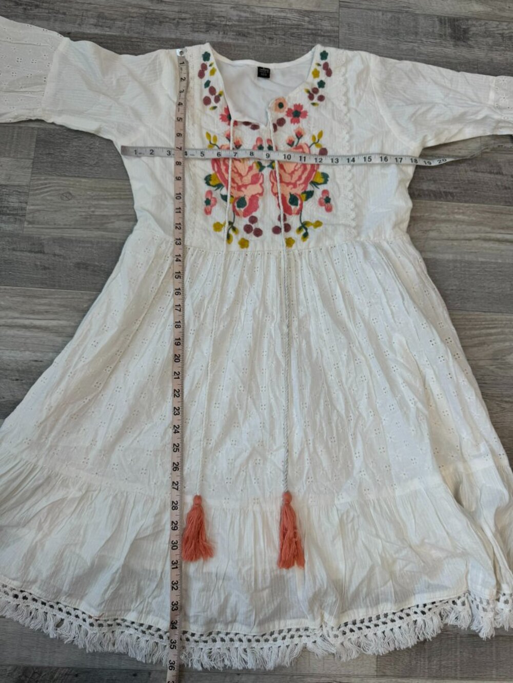 White Floral Embroidered Tiered Dress Size Large Lined, Bell Sleeve, Fringe F15 - Picture 6 of 8